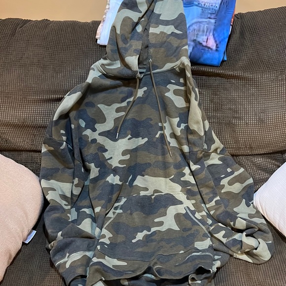 PacSun Other - Mens XL Pacsun Camo Hoodie!